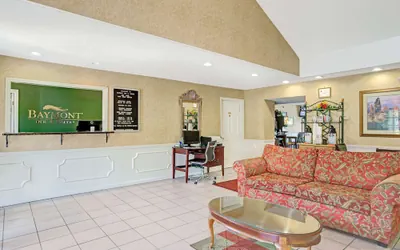 Photo 4 - Baymont by Wyndham Smithfield