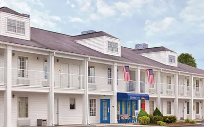 Photo 2 - Baymont by Wyndham Tullahoma