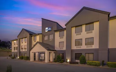 Photo 2 - Best Western Commerce Inn