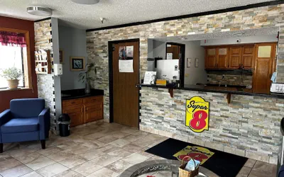 Photo 3 - Super 8 by Wyndham Boone
