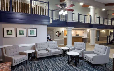 Photo 4 - AmericInn by Wyndham Peoria
