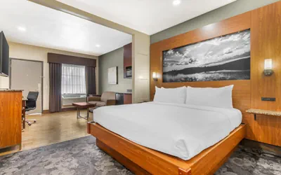 Photo 2 - Best Western Plus Yukon