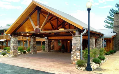 Photo 2 - The Smokehouse Lodge and Cabins