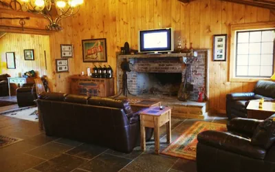 Photo 5 - The Smokehouse Lodge and Cabins