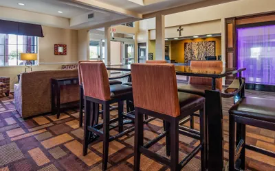 Photo 3 - Baymont by Wyndham Lubbock