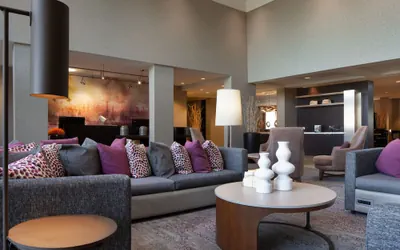 Photo 5 - Courtyard by Marriott Oakland Airport