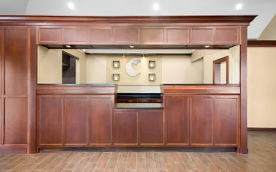 Photo 5 - Comfort Inn & Suites Cincinnati Eastgate