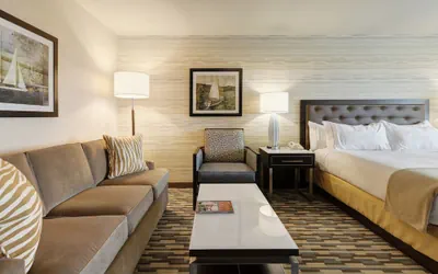 Photo 3 - Holiday Inn Express Hotel & Suites Warwick-Providence (Arpt) by IHG