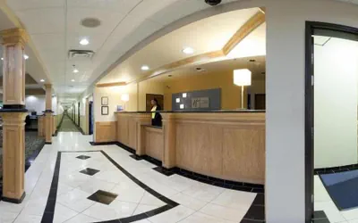Photo 2 - Holiday Inn Express Hotel & Suites by IHG