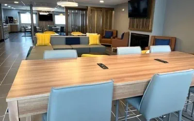 Photo 3 - Microtel Inn & Suites by Wyndham Rapid City