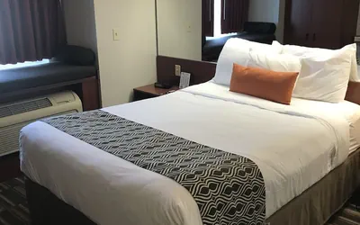 Photo 5 - Microtel Inn & Suites by Wyndham Urbandale/Des Moines