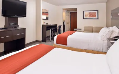 Photo 5 - Holiday Inn Express Portland West/Hillsboro by IHG