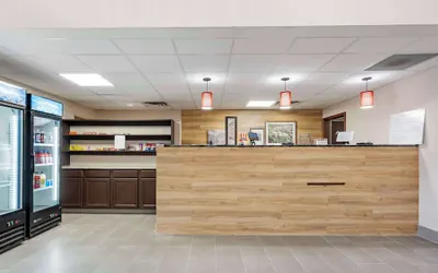 Photo 3 - Country Inn & Suites by Radisson, Pickerington, OH