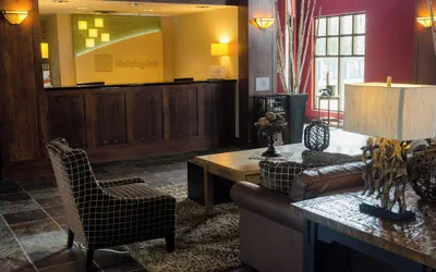 Holiday Inn Pewaukee - Milwaukee West by IHG