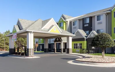 Photo 2 - Quality Inn & Suites Ashland near Kings Dominion
