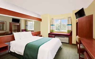 Photo 4 - Microtel Inn & Suites by Wyndham Thomasville/High Point/Lexi