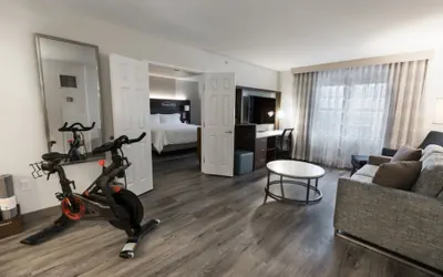 Photo 2 - EVEN Hotel Chicago Tinley Park-Conv Ctr by IHG