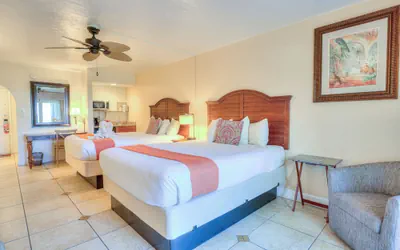 Photo 4 - La Fiesta Ocean Inn And Suites