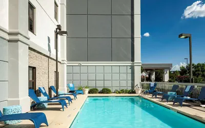 Photo 2 - Hampton Inn Austin-Round Rock