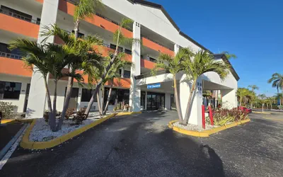 Stay Inn & Suites