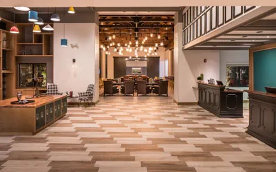 Photo 4 - DoubleTree by Hilton Gainesville