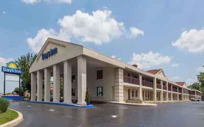 Photo 2 - Days Inn by Wyndham Wilmington/Brandywine
