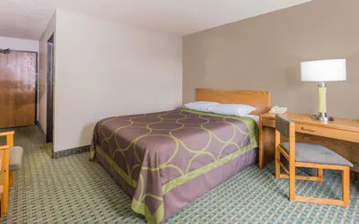 Photo 3 - Super 8 by Wyndham St. Charles