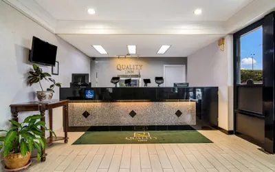 Photo 3 - Quality Inn Marietta near Dobbins ARB