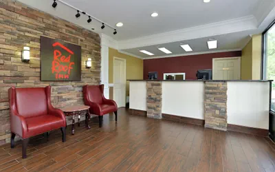 Photo 5 - Red Roof Inn Dalton