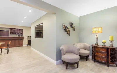 Photo 3 - Super 8 by Wyndham Owensboro