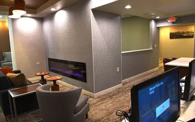 Photo 3 - DoubleTree by Hilton Helena Downtown