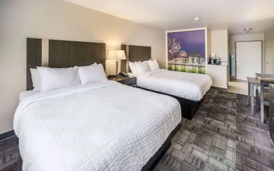 Photo 4 - AmericInn by Wyndham Green Bay Near Stadium