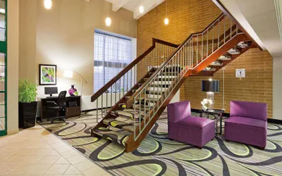 Photo 5 - La Quinta Inn by Wyndham Oshkosh