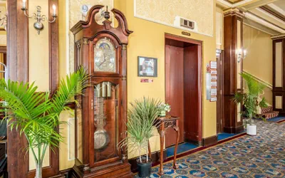 Photo 4 - The Lafayette A grand Riverboat Era Hotel