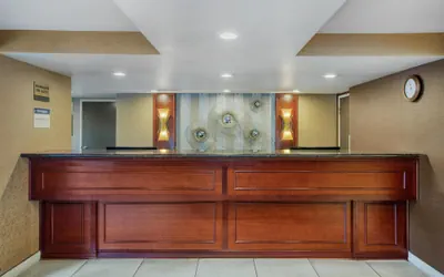 Photo 3 - Best Western Alderwood