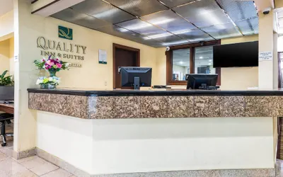 Photo 4 - Quality Inn & Suites Lacey Olympia