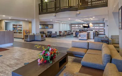 Photo 2 - Comfort Suites Alpharetta/Roswell - Atlanta Area
