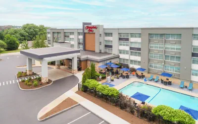 Hampton Inn Manchester Downtown