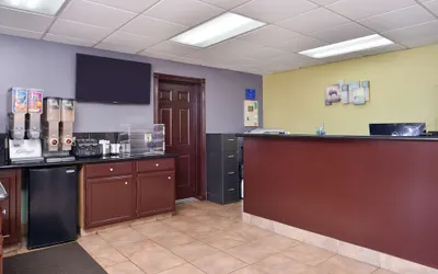 Photo 3 - Americas Best Value Inn West Monroe