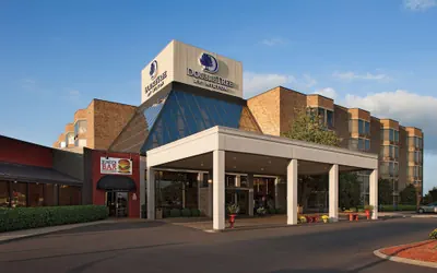 Photo 2 - DoubleTree by Hilton Murfreesboro