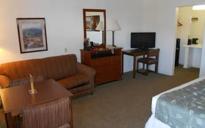 Photo 4 - Econo Lodge Inn & Suites Abilene East District