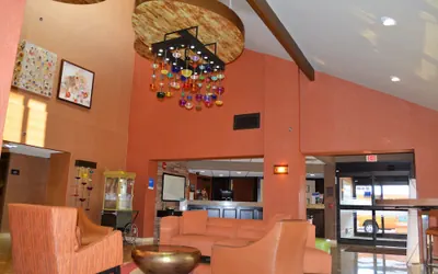 Photo 5 - Comfort Inn & Suites Evansville Airport