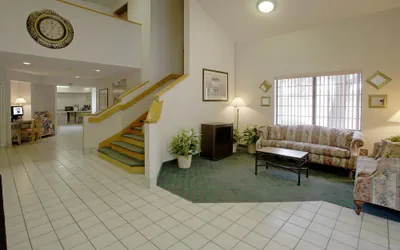 Photo 3 - Americas Best Value Inn Addison Dallas