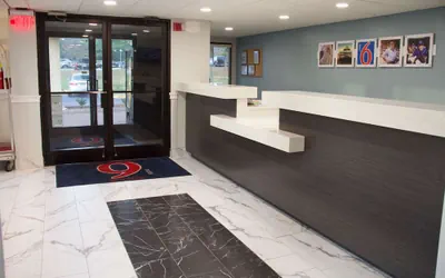 Photo 3 - Motel 6 Suwanee, GA - Gwinnett Center