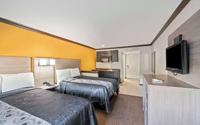 Photo 2 - Americas Best Value Inn & Suites Brenham