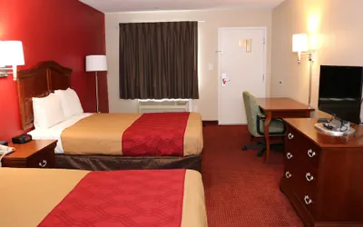 Photo 4 - STUDIOS & SUITES 4 LESS CHESAPEAKE
