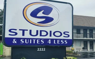 Photo 2 - STUDIOS & SUITES 4 LESS CHESAPEAKE
