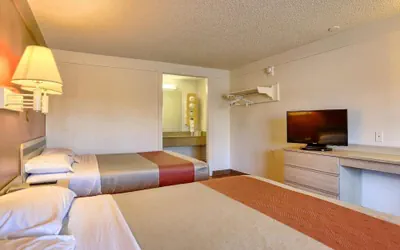 Photo 5 - Motel 6 Hagerstown, MD