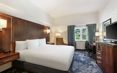 Photo 5 - Doubletree by Hilton Cape Cod - Hyannis