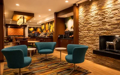 Photo 5 - Comfort Inn & Suites Texas City I-45